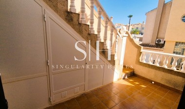 Resale - House - El Galan - Inland