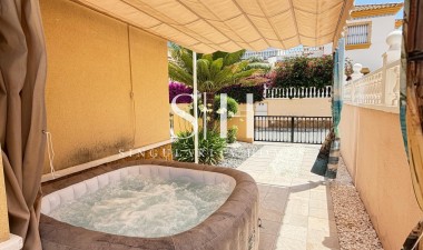 Resale - House - Orihuela Costa - Los Dolses