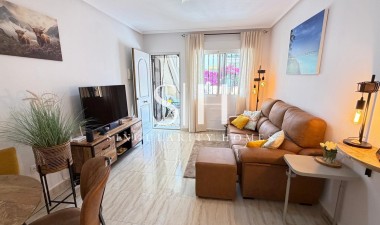 Resale - House - Orihuela Costa - Los Dolses
