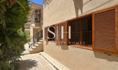 Resale - Bungalow - Orihuela Costa - Costa Blanca