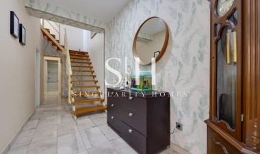 Resale - House - Torrevieja - Centro