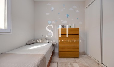 Resale - House - Torrevieja - Centro