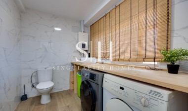 Resale - House - Torrevieja - Centro
