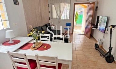 Resale - House - Guardamar del Segura - El Edén - Los Estaños