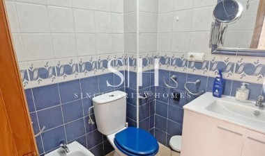 Resale - House - Guardamar del Segura - El Edén - Los Estaños