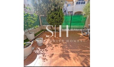 Resale - House - Guardamar del Segura - El Edén - Los Estaños