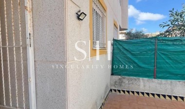 Resale - House - Guardamar del Segura - El Edén - Los Estaños