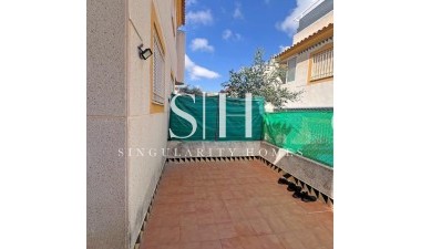Resale - House - Guardamar del Segura - El Edén - Los Estaños