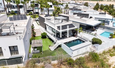 Återförsäljning - Villa - San Miguel de Salinas - Mirador De San Miguel