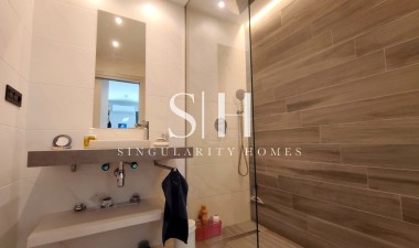 Resale - Apartment / flat - Guardamar del Segura - Costa Blanca