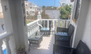 Resale - House - Orihuela Costa - Los Almendros-la Florida
