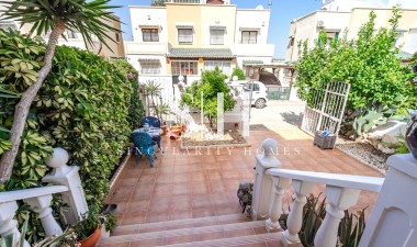 Wiederverkauf - Villa - Torrevieja - Res Valle de los pinos
