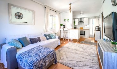 Wiederverkauf - Villa - Torrevieja - Res Valle de los pinos