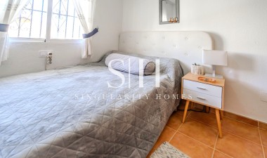 Wiederverkauf - Villa - Torrevieja - Res Valle de los pinos