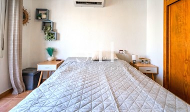 Wiederverkauf - Villa - Torrevieja - Res Valle de los pinos