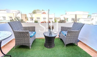 Wiederverkauf - Villa - Torrevieja - Res Valle de los pinos