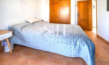 Wiederverkauf - Villa - Torrevieja - Res Valle de los pinos