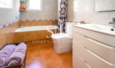 Wiederverkauf - Villa - Torrevieja - Res Valle de los pinos