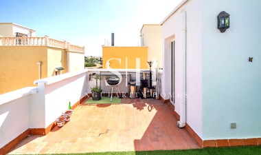 Wiederverkauf - Villa - Torrevieja - Res Valle de los pinos