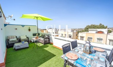 Wiederverkauf - Villa - Torrevieja - Res Valle de los pinos