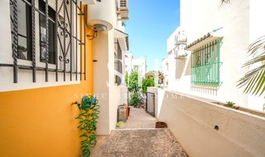 Wiederverkauf - Villa - Torrevieja - Res Valle de los pinos