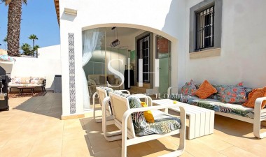 Wiederverkauf - Villa - Orihuela Costa - Costa Blanca