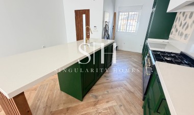 Resale - House - Catral - Costa Blanca