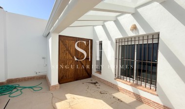 Resale - House - Catral - Costa Blanca