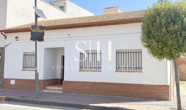 Resale - House - Catral - Costa Blanca