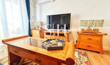 Resale - Apartment / flat - Torrevieja - Centro