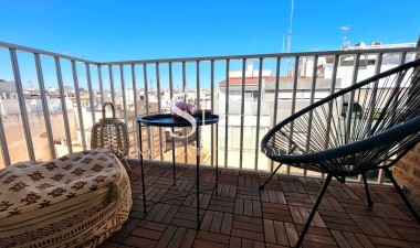 Resale - Apartment / flat - Torrevieja - Centro