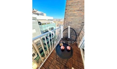 Resale - Apartment / flat - Torrevieja - Centro
