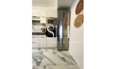 Resale - Apartment / flat - Torrevieja - Centro