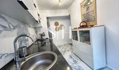 Resale - Apartment / flat - Torrevieja - Centro