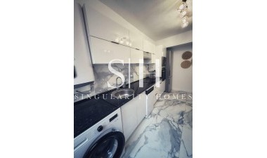 Resale - Apartment / flat - Torrevieja - Centro