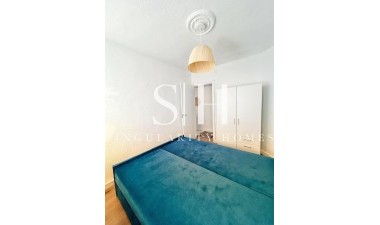 Resale - Apartment / flat - Torrevieja - Centro