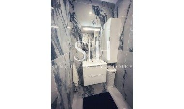 Resale - Apartment / flat - Torrevieja - Centro