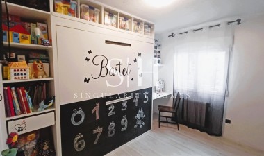 Resale - Apartment / flat - Pilar de la Horadada - Costa Blanca