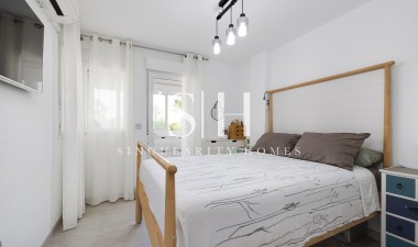Wiederverkauf - Haus - Torrevieja - aguas nuevas