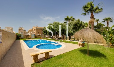 Wiederverkauf - Haus - Torrevieja - aguas nuevas