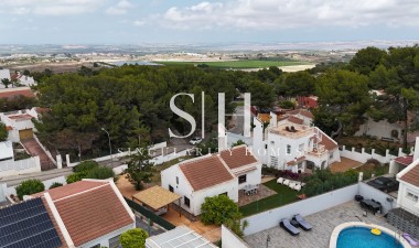 Resale - Villa - San Miguel de Salinas - Ciudad de las comunicaciones