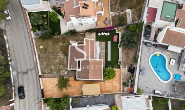 Resale - Villa - San Miguel de Salinas - Ciudad de las comunicaciones