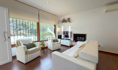 Resale - Villa - San Miguel de Salinas - Ciudad de las comunicaciones