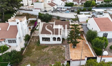 Resale - Villa - San Miguel de Salinas - Ciudad de las comunicaciones