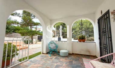 Resale - Villa - San Miguel de Salinas - Ciudad de las comunicaciones