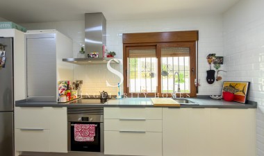Resale - Villa - San Miguel de Salinas - Ciudad de las comunicaciones