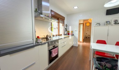 Resale - Villa - San Miguel de Salinas - Ciudad de las comunicaciones