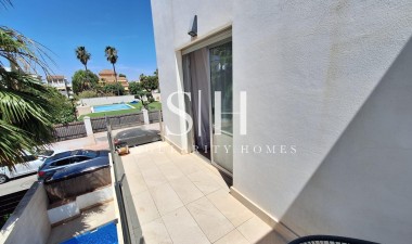 Resale - Villa - Torrevieja - Los Frutales