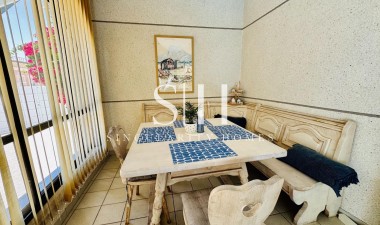 Resale - Villa - Torrevieja - La Siesta - El Salado - Torreta
