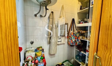 Resale - Villa - Torrevieja - La Siesta - El Salado - Torreta